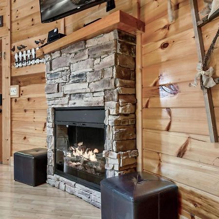 Mountain View Family Cabin W Game Room & Pool セバービル エクステリア 写真