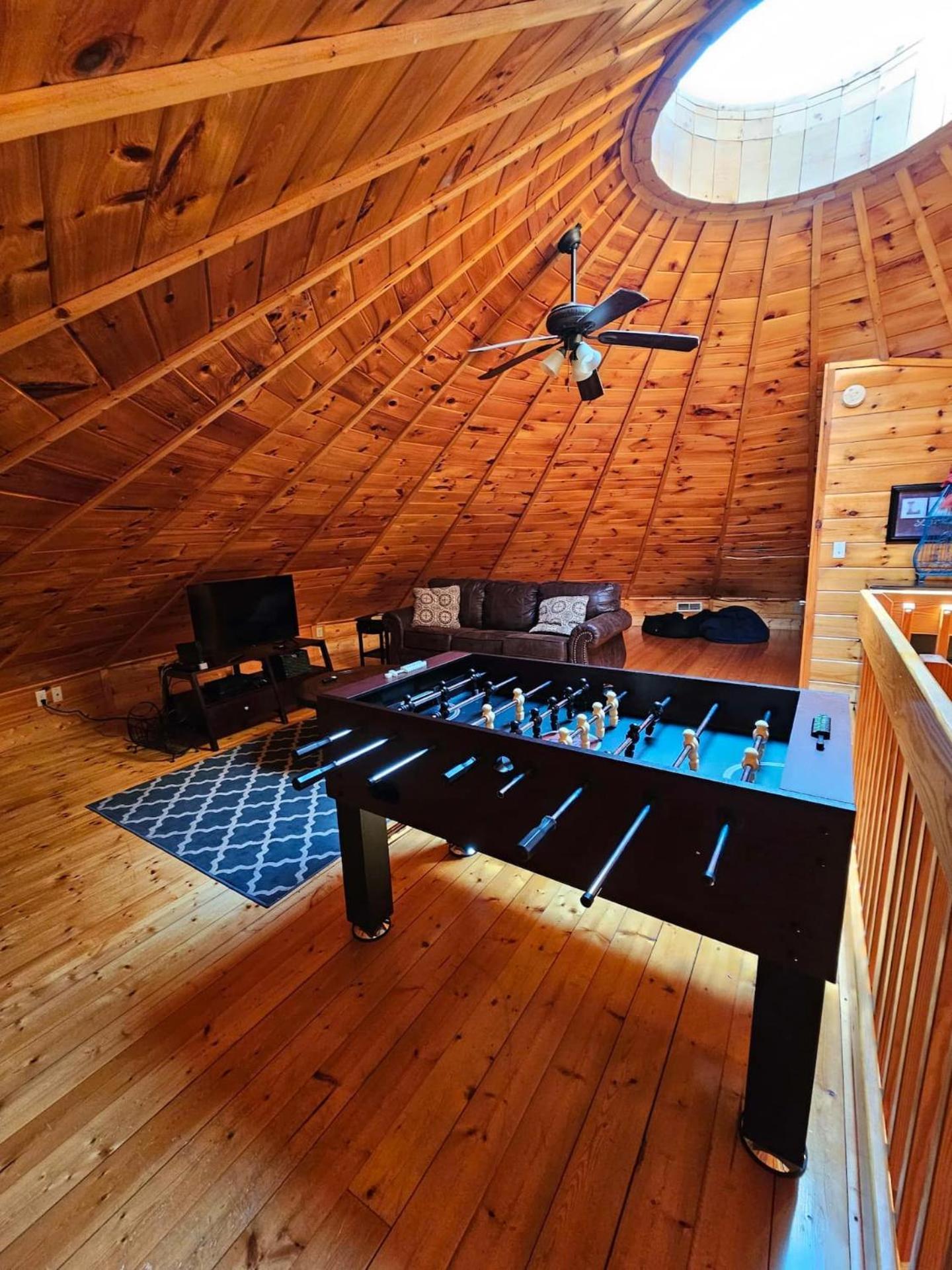 Mountain View Family Cabin W Game Room & Pool セバービル エクステリア 写真